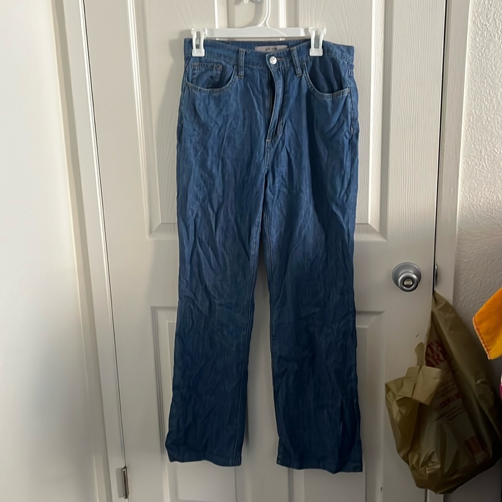 Straight leg jeans.